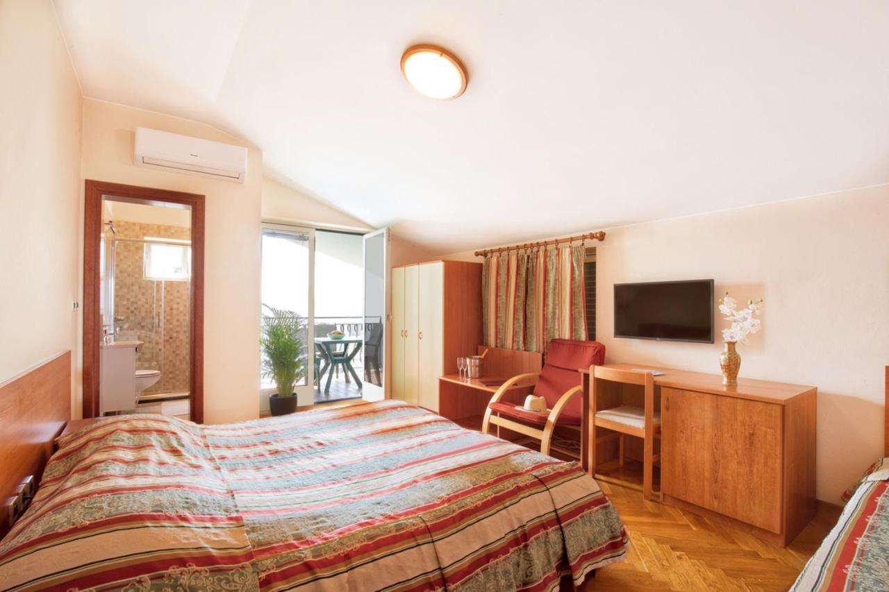 Villa Sveta Eufemija Bed end Breakfast I Rovigno Esterno foto