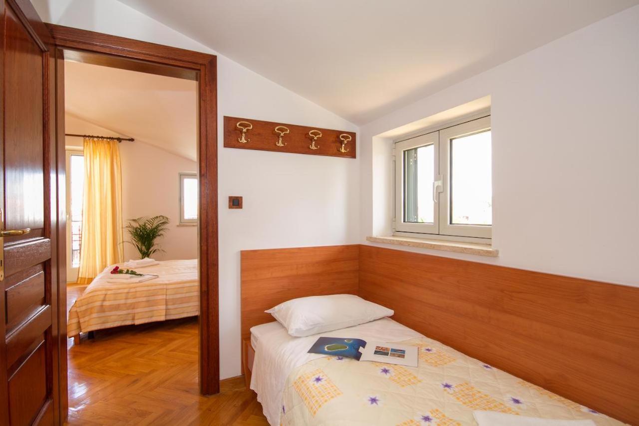 Villa Sveta Eufemija Bed end Breakfast I Rovigno Esterno foto